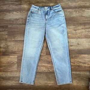American eagle curvy mom jean